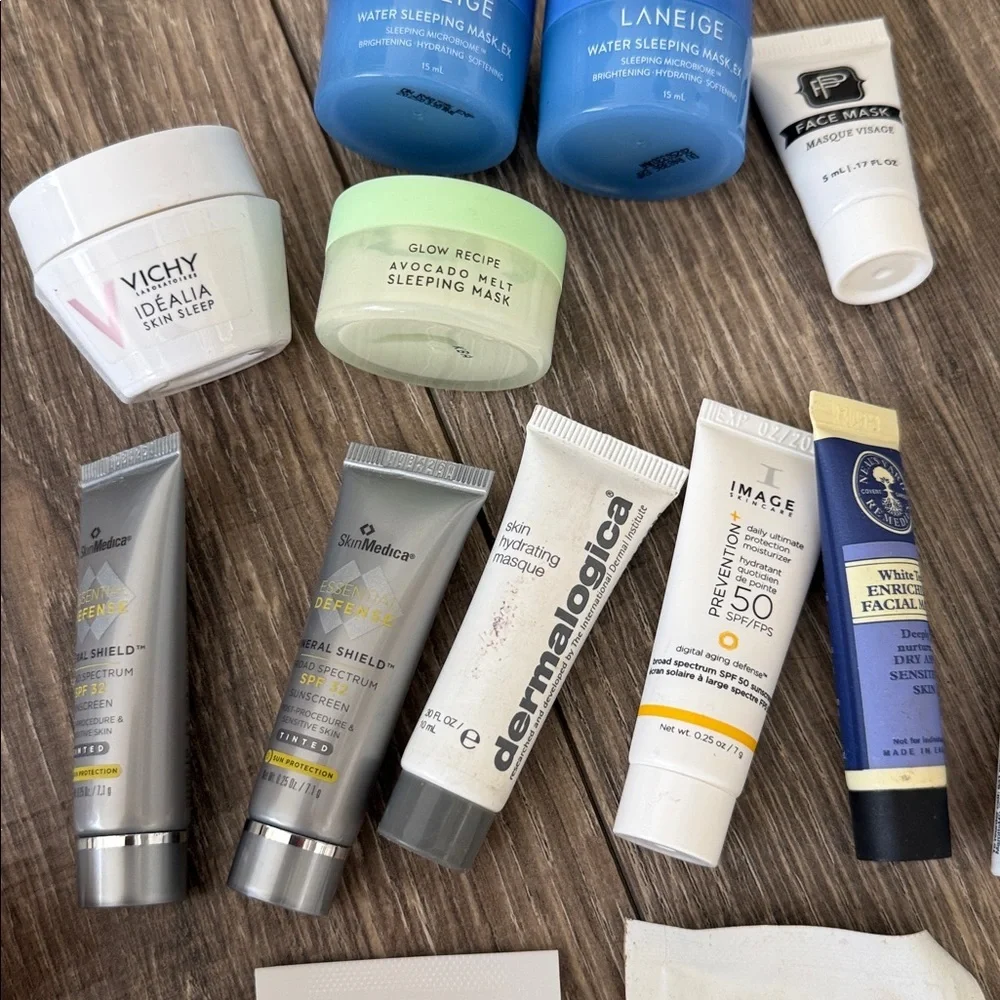 Mask, moisturizer & sunscreen sample bundle